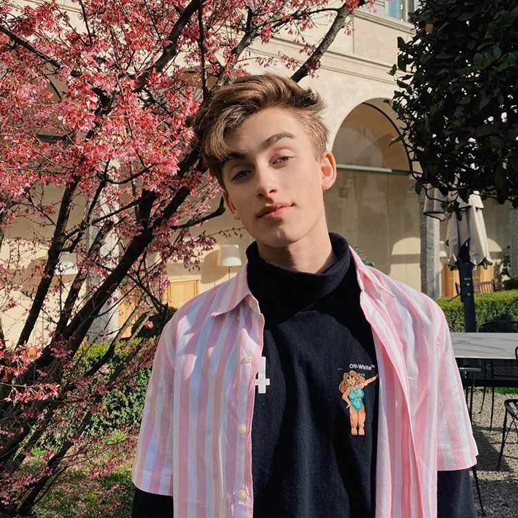 Johnny Orlando phone number, email, house address details